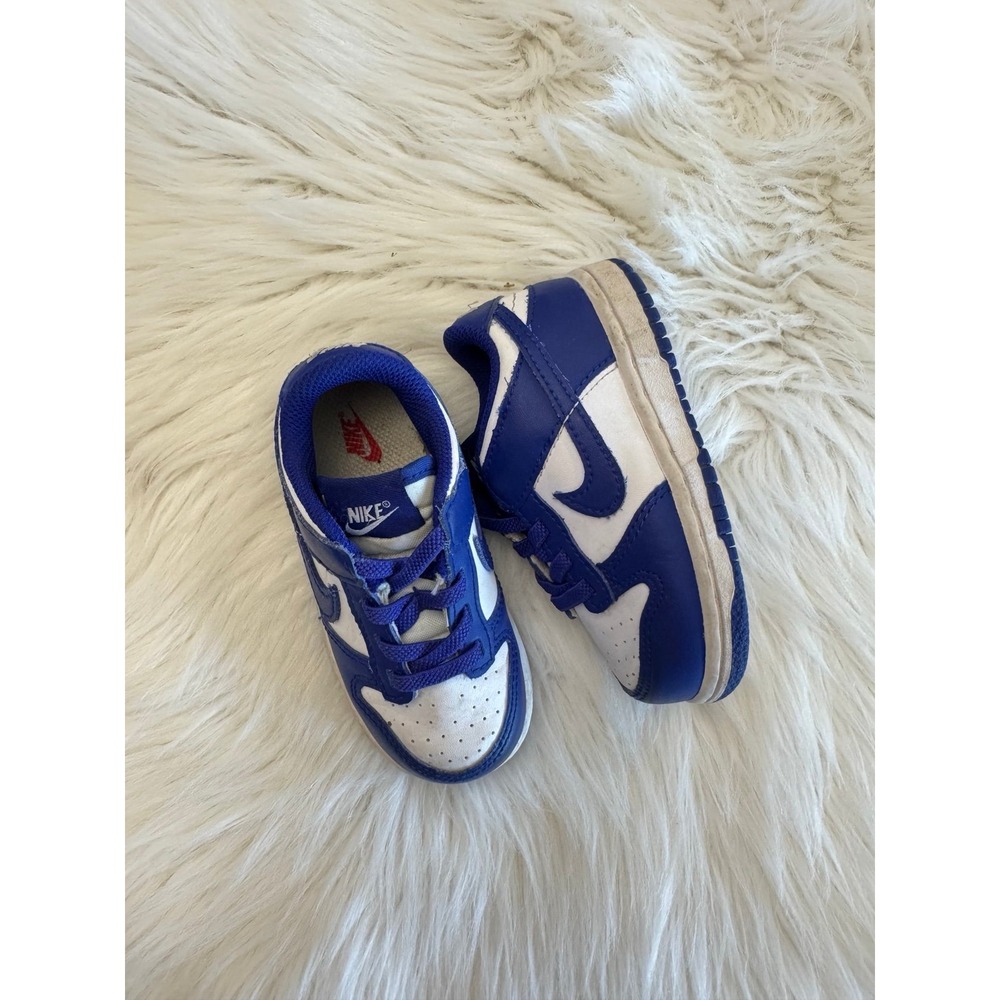 Nike low dunk blue and white size 7c